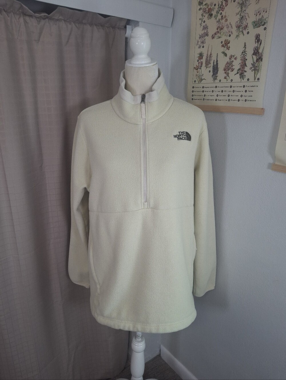 The North Face Cream 1/2 Zippered Pullover Fleece Zip Pouch Pocket Size XL